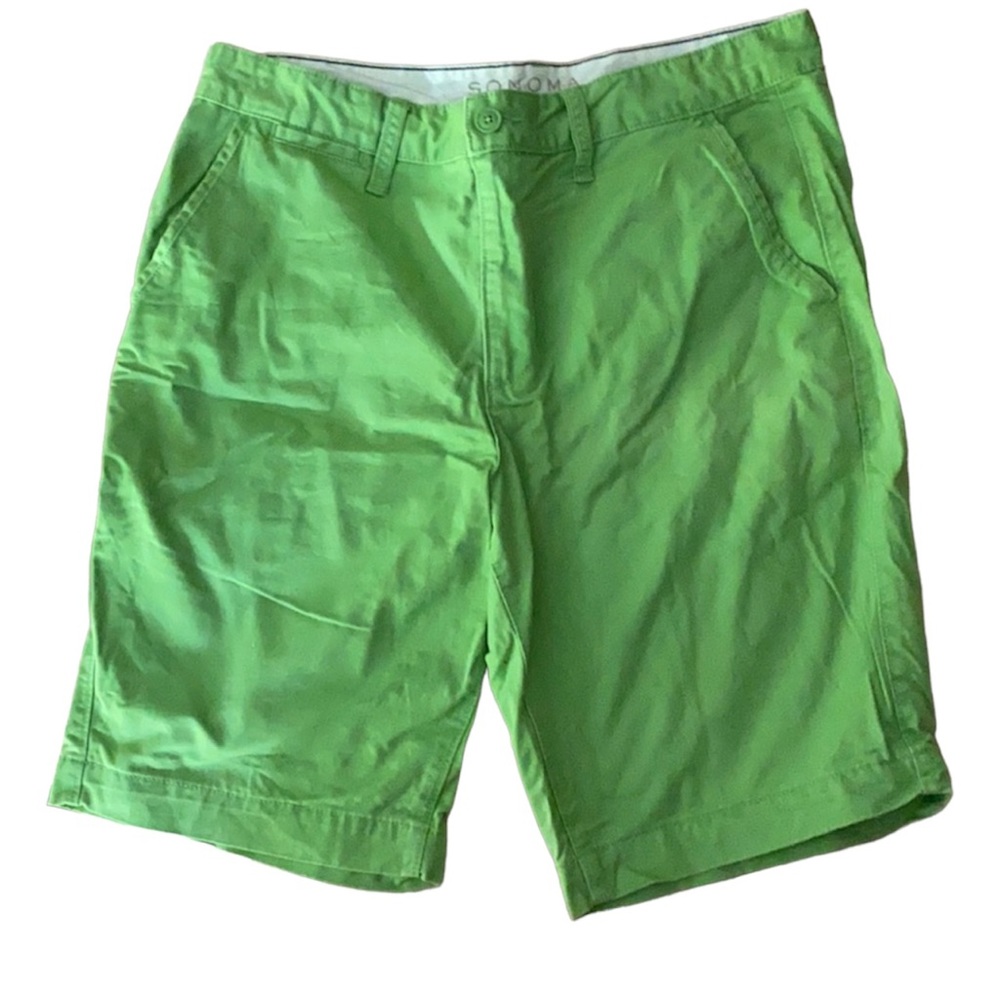 Men’s 34 green SONOMA LIFE & STYLE khaki shorts.